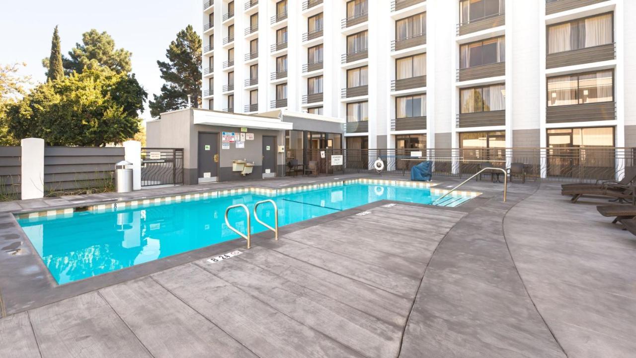 Holiday Inn San Jose-Silicon Valley By Ihg Esterno foto