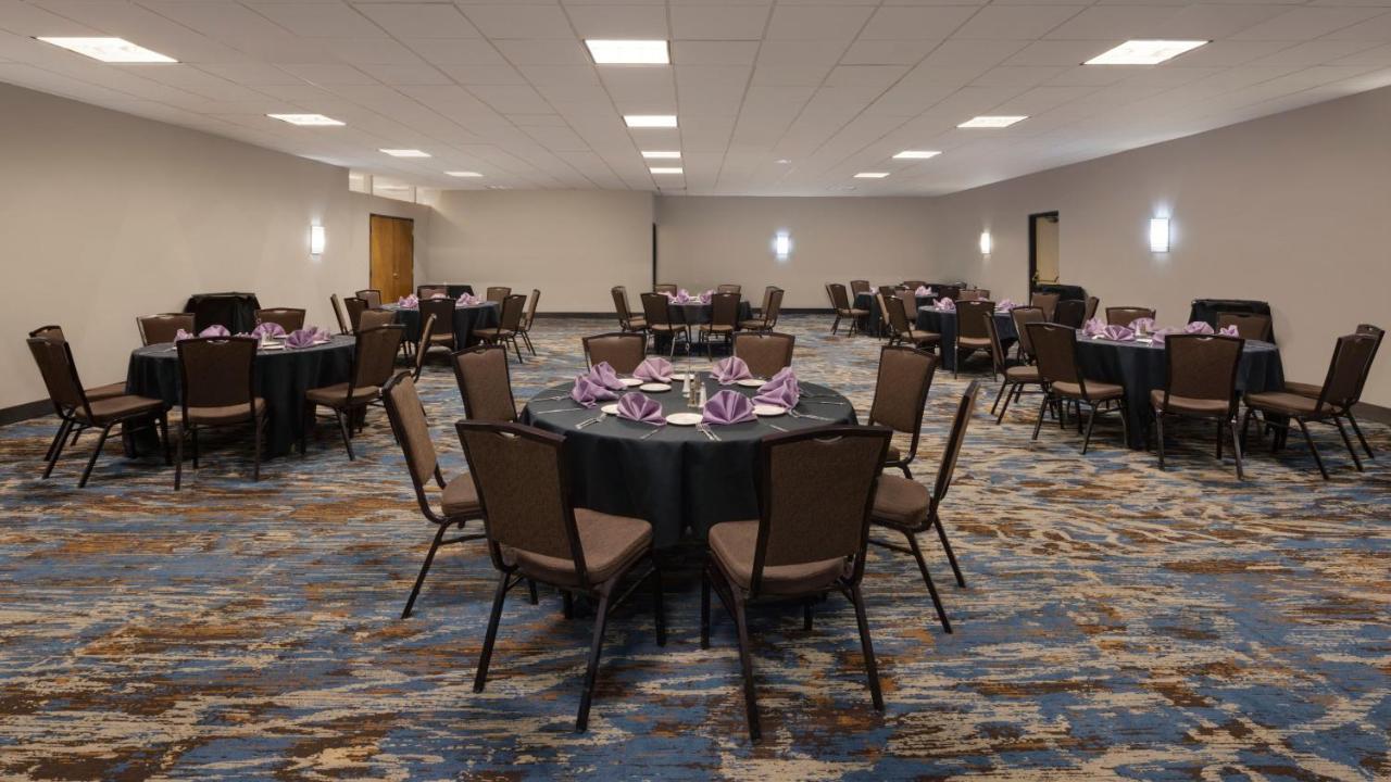 Holiday Inn San Jose-Silicon Valley By Ihg Esterno foto